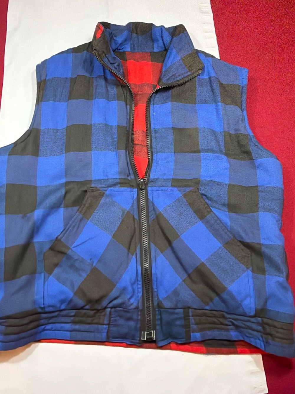 Vintage Blue Black Red Black CHECKERED REVERSIBLE vest INSULATED men’s L Pockets